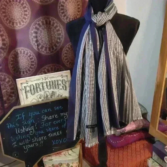 'Cashmaire' scarf 💙 made of acrylic - Picture 2 of 4